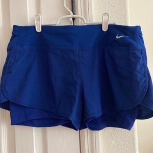 Nike Women's 2 in 1 Running Short Size L